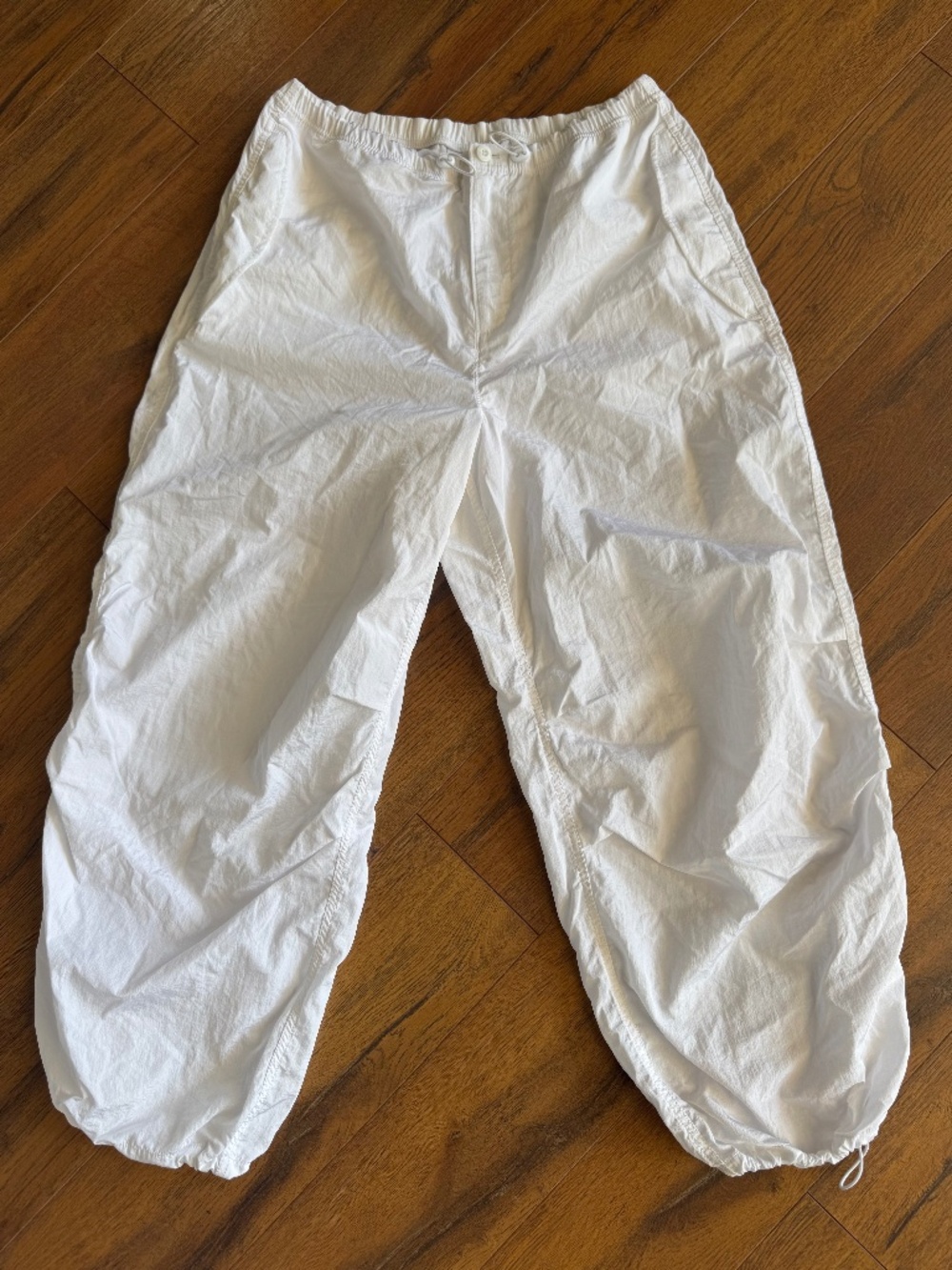TNA Aritzia White Nylon Parachute Pants Size Large